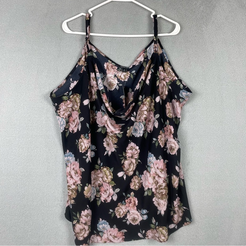 Torrid Top Womens Size 4X Black Floral Shirt Sleeveless Lightweight Casual NWT